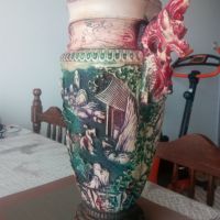Предлагам уникална,красива и старинна ,китайска ваза.Подписана.Релефна.Ръчна изработка., снимка 2 - Вази - 45031755