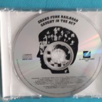 Grand Funk Railroad – 1975 - Caught In The Act(Hard Rock), снимка 3 - CD дискове - 45505210