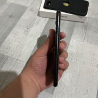 iPhone SE 2 , снимка 6 - Apple iPhone - 45110366