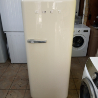 Бежов хладилник с вътрешна камера ретро дизайн Smeg 2 години гаранция!, снимка 1 - Хладилници - 45031993