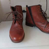 Продавам мъжки кожени обувки номер 42 за тесни крака, снимка 2 - Официални обувки - 44957184