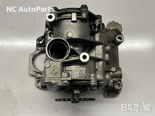 Маслена помпа за БМВ BMW 2 series F46 216d 1.5 дизел B37C15A 851375608 BMW 2017, снимка 1