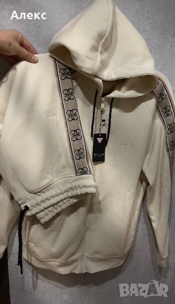 Женски анцуг на Guess в размер XL,, снимка 1