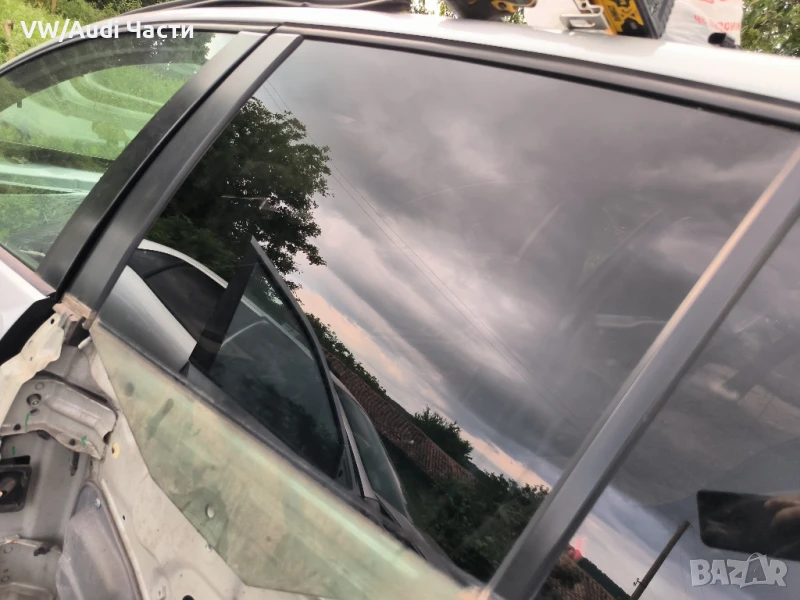 Задно ляво странично стъкло за Голф 5 Volkswagen Golf 5 , снимка 1