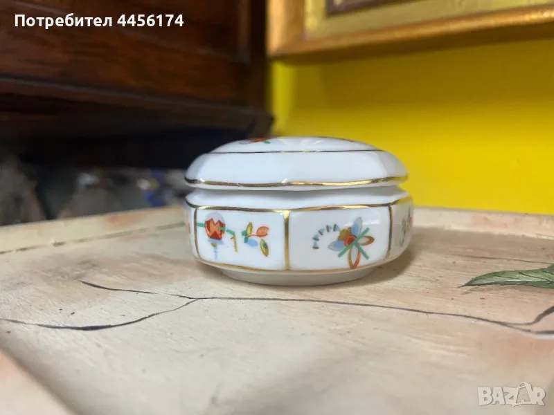 Стилизирана цветна декорация Малка бижутерка с размери-8.5/4 см Налична маркировка Цена-20 лв, снимка 1