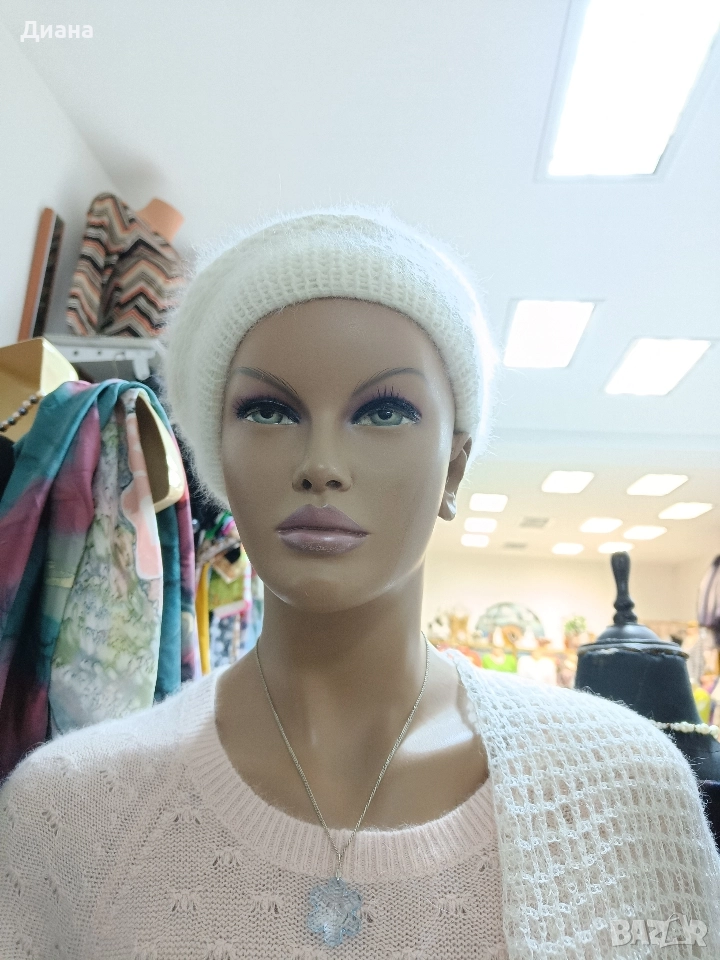 Дамски шапки-ръчно плетиво, снимка 1