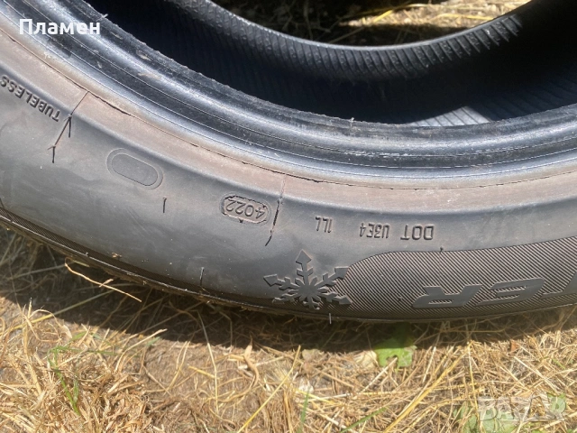 Зимни гуми 18/225/60, снимка 4 - Гуми и джанти - 53023959