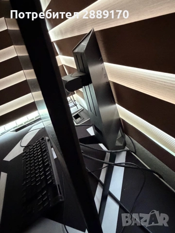 Геймърски монитор dell alienware 240Hz, снимка 4 - Монитори - 53350944