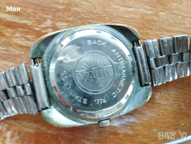Винтидж часовници - стар рядък механичен швейцарски часовник VIALUX SUPER и  SEIKO AUTOMATIC , снимка 7 - Антикварни и старинни предмети - 50304427