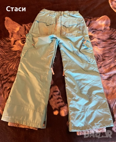 Детски/дамски XS/S сноуборд панталон DC, снимка 3 - Зимни спортове - 53135054