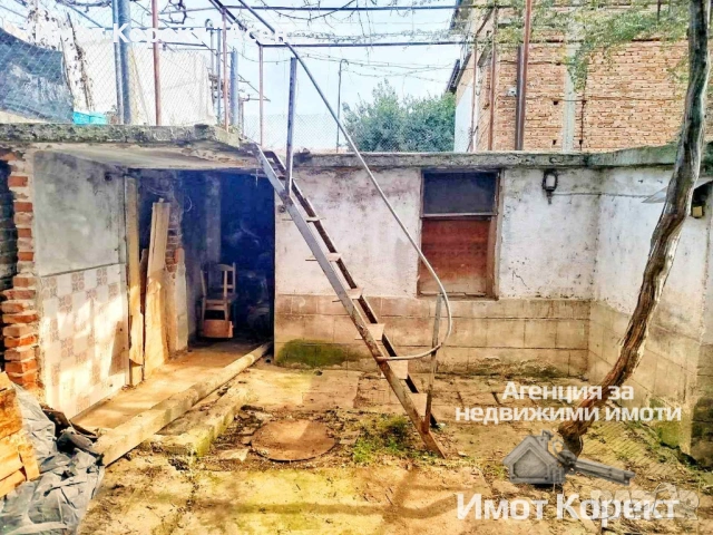 Имот Корект продава Етаж от Къща, боксониера, гараж зона болницата , снимка 5 - Етаж от къща - 53697869