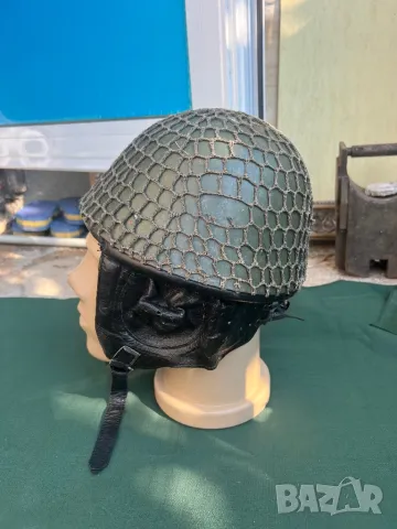 Продавам каски румънски специални части , снимка 1