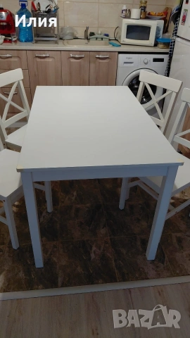 маса с 4 стола комплект , снимка 2 - Маси - 53726181