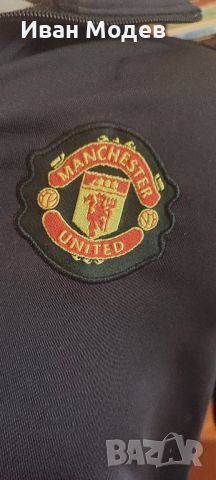 Продавам горница на Манчестър Юнайтед , S размер обличан е около 2 пъти и е в перфектно състояние ., снимка 3 - Спортни дрехи, екипи - 46184441