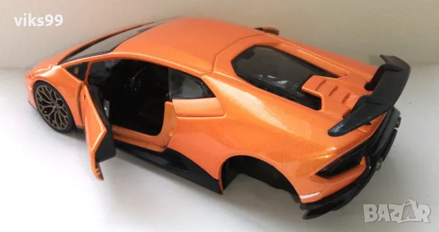 Bburago Lamborghini Huracan Performante 1:24, снимка 3 - Колекции - 49374236