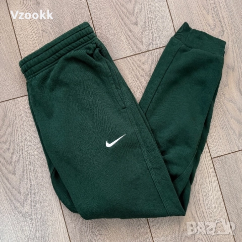 Мъжко долнище Nike Club Fleece | S размер, снимка 3 - Спортни дрехи, екипи - 52928478