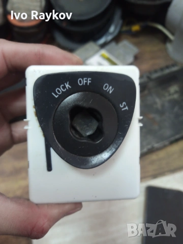 Контактен ключ ,гълтач за Saab 9-3 Sedan (09.2002 - 02.2015), 11173900 , снимка 2 - Части - 54081552