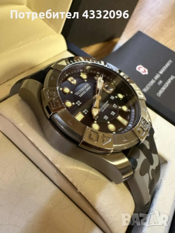 Продажба употребяван часовник VICTORINOX, снимка 3 - Мъжки - 52192630