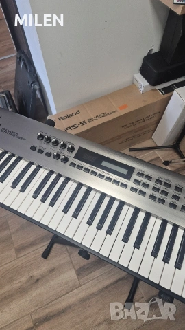 Roland RS-5 Ново Синтезатор солистичен. , снимка 5 - Синтезатори - 52527572