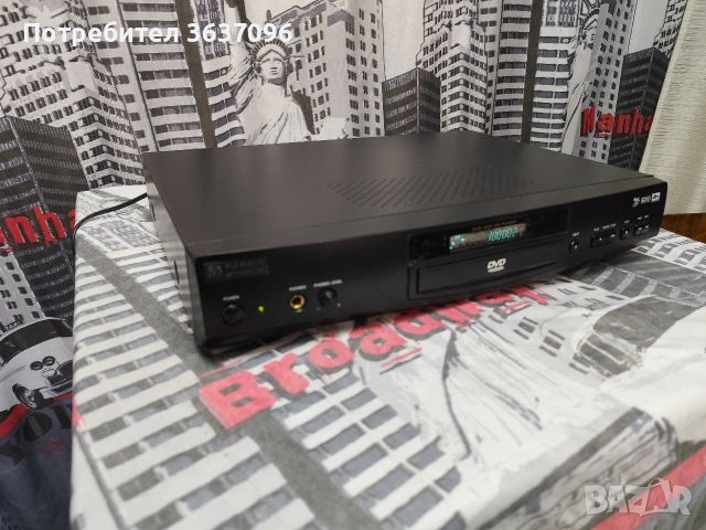 DVD player , снимка 2 - Плейъри, домашно кино, прожектори - 53659189
