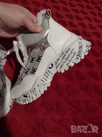 Нови зимни дамски боти , снимка 3 - Дамски боти - 53394402