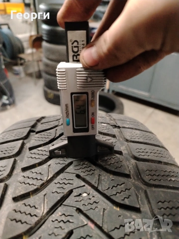 4бр.зимни гуми 225/45/18 Lassa, снимка 2 - Гуми и джанти - 53219713