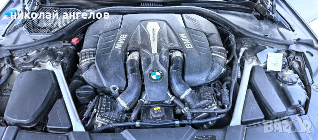 BMW 750i X drive, снимка 9 - Автомобили и джипове - 54256955