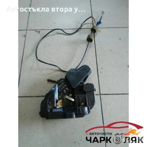 Брава врата задна дясна Мерцедес Ц270 w203 комби, снимка 1 - Части - 48155425