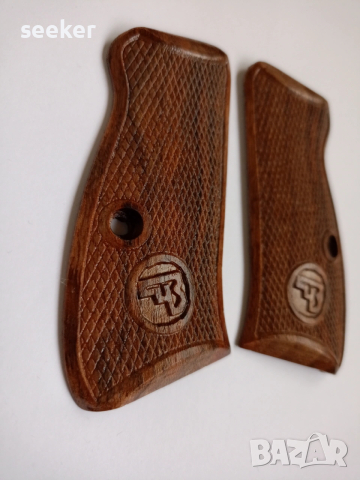 Дървени чирени за пистолет CZ 75 Compact, снимка 2 - Оборудване и аксесоари за оръжия - 53730495