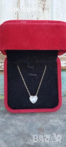 Елегантни колиета със сърце, снимка 2 - Колиета, медальони, синджири - 52930155