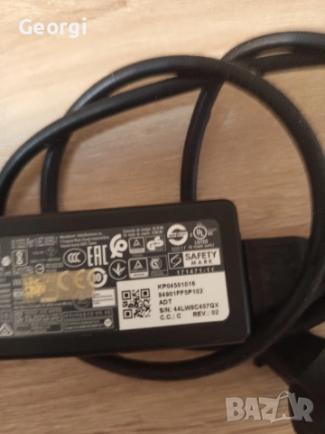 Зарядно за лаптоп в добро състояние, снимка 2 - Части за лаптопи - 53133231
