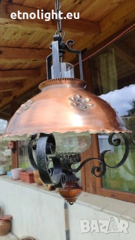 Голям полилей съчетание от дърво, ковано желязо и метален капак с орнаменти , снимка 5 - Лампи за таван - 53965476