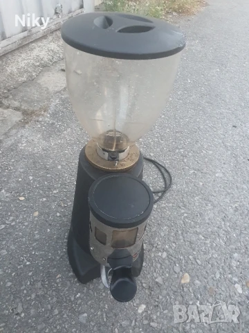 Професионална кафемелачка 