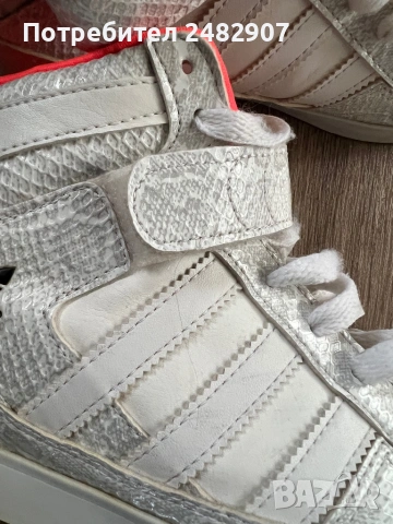 Дамски маратонки ADIDAS, снимка 7 - Маратонки - 53474301