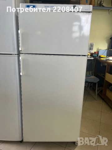 Хладилник с камера