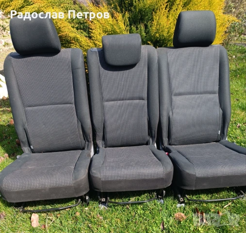 Задни седалки Toyots corolla verso