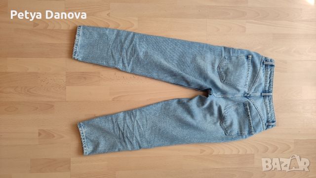 Дънки mom fit с висока талия RESERVED, снимка 3 - Дънки - 45175556