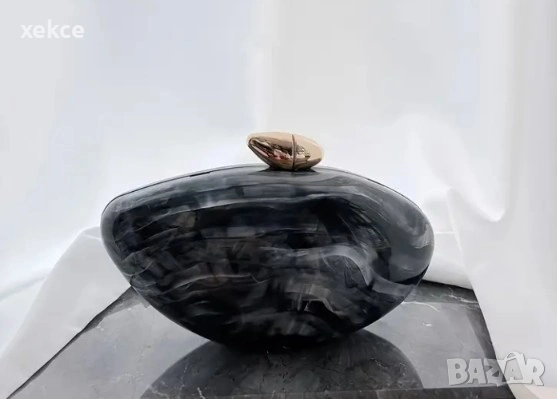 Атрактивна дамска чанта, мида