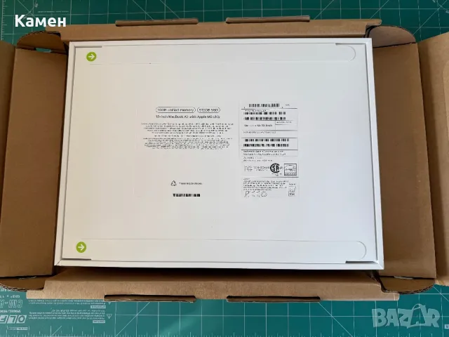 MacBook AIR 13 M3 16GB 512Gb нов запечатан, снимка 2 - Лаптопи за работа - 48802599