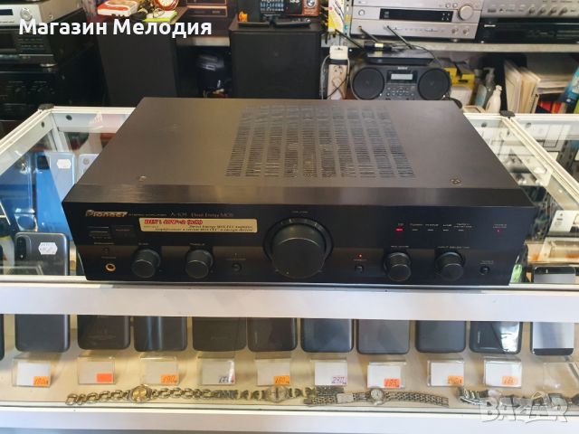 Усилвател Pioneer A-109 В отлично техническо и визуално състояние., снимка 6 - Ресийвъри, усилватели, смесителни пултове - 46261369