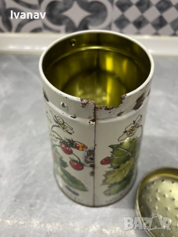 Метален захарен шейкър Regency Ware , снимка 3 - Антикварни и старинни предмети - 53983124