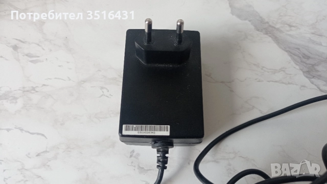 Универсален Захранващ адаптер MEAN WELL GST36E12-P1J – 12V / 3A, 36W, DC 5.5×2.1mm, снимка 4 - Друга електроника - 51669282