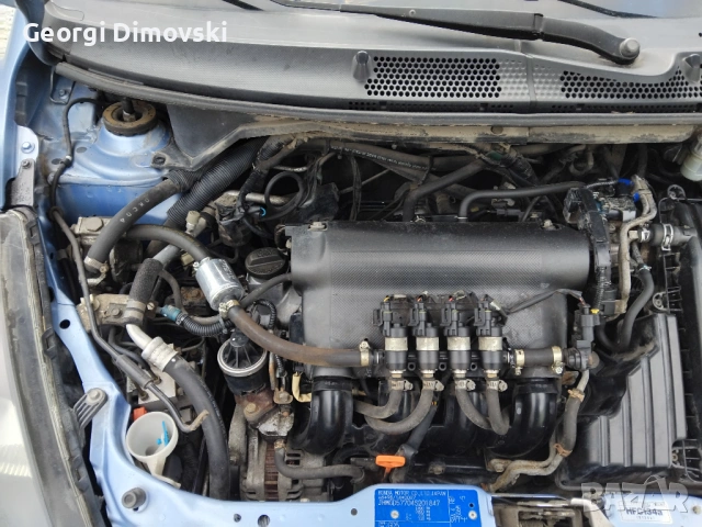 Хонда джаз 1.2 клима газ , снимка 11 - Автомобили и джипове - 54003561