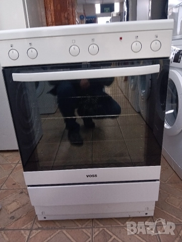 Свободно стояща печка с керамичен плот VOSS с две години гаранция!, снимка 4 - Печки, фурни - 52384612