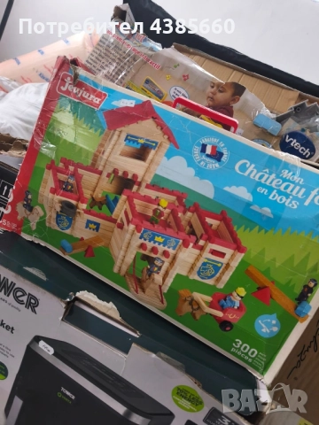 Детска играчка на дървени фигурки