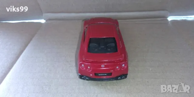 Bburago Nissan GT-R 2009 - Мащаб 1:43, снимка 4 - Колекции - 48236220