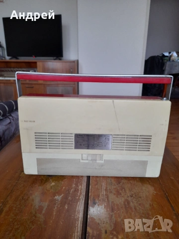 Старо радио,радиоприемник Sharp BY-488, снимка 5 - Антикварни и старинни предмети - 54264855