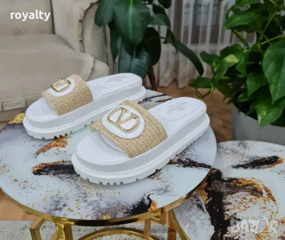 Valentino дамски чехли Два цвята , снимка 3 - Чехли - 50347835