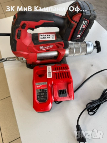 Акумулаторна гресьорка Milwaukee m18gg