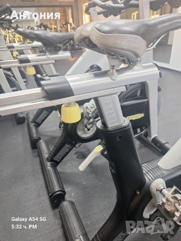 TechnoGym Group Cycle Spinning Bike: ВЕРИГА - 3бр. и РЕМЪК - 11бр., снимка 6 - Фитнес уреди - 53845187